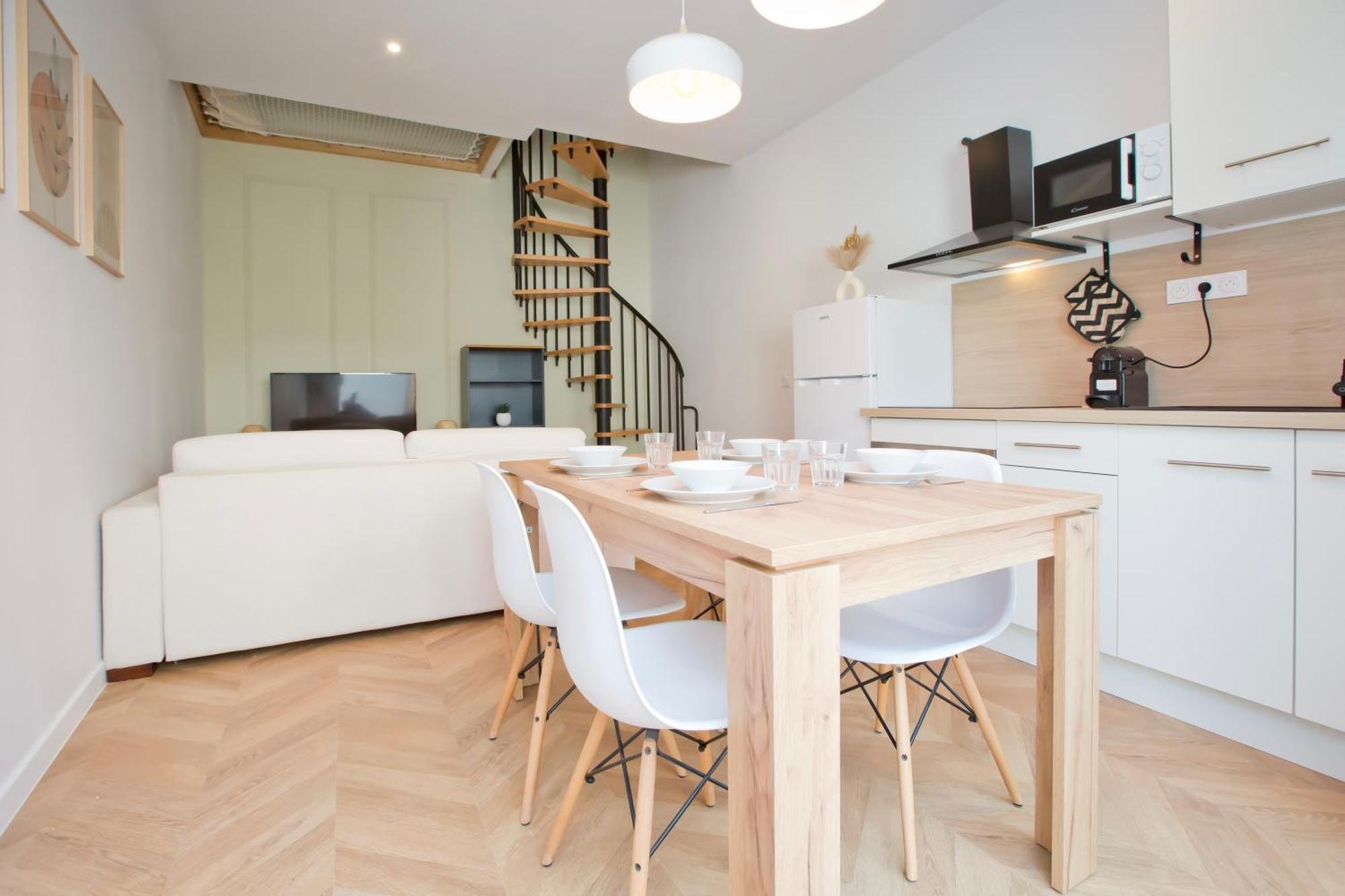 Montsejour - Magnifique T2 Avec Filet Suspendu Apartment Tarbes Exterior foto
